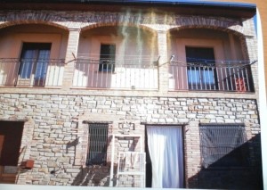 Casa en venta en Ejea (Eras) con bodega